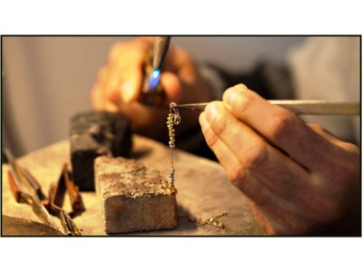 GOLDSMITHS INDUSTRY