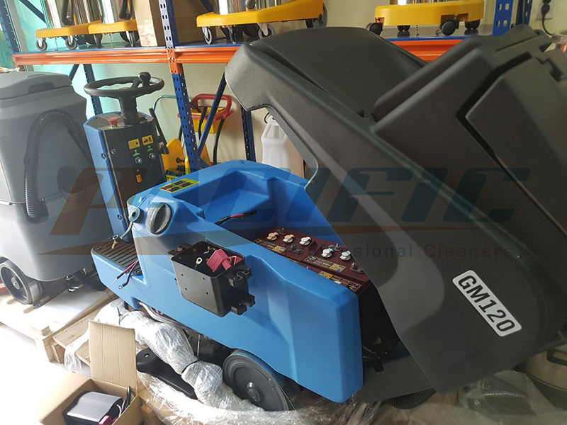 Pin máy lau sàn công nghiệp 