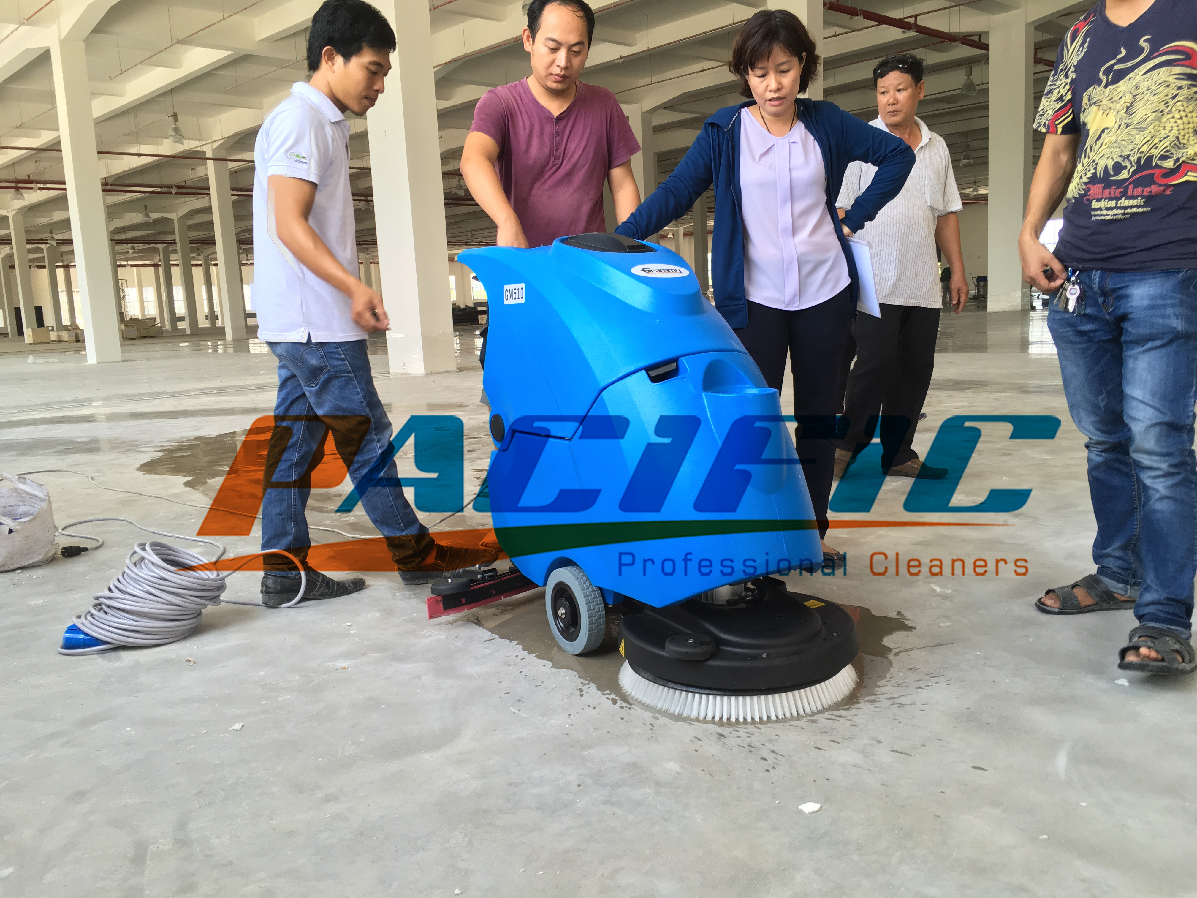 MÁY LAU SÀN NHÀ XƯỞNG